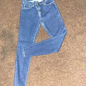 Forever 21 size 28 blue jeans
